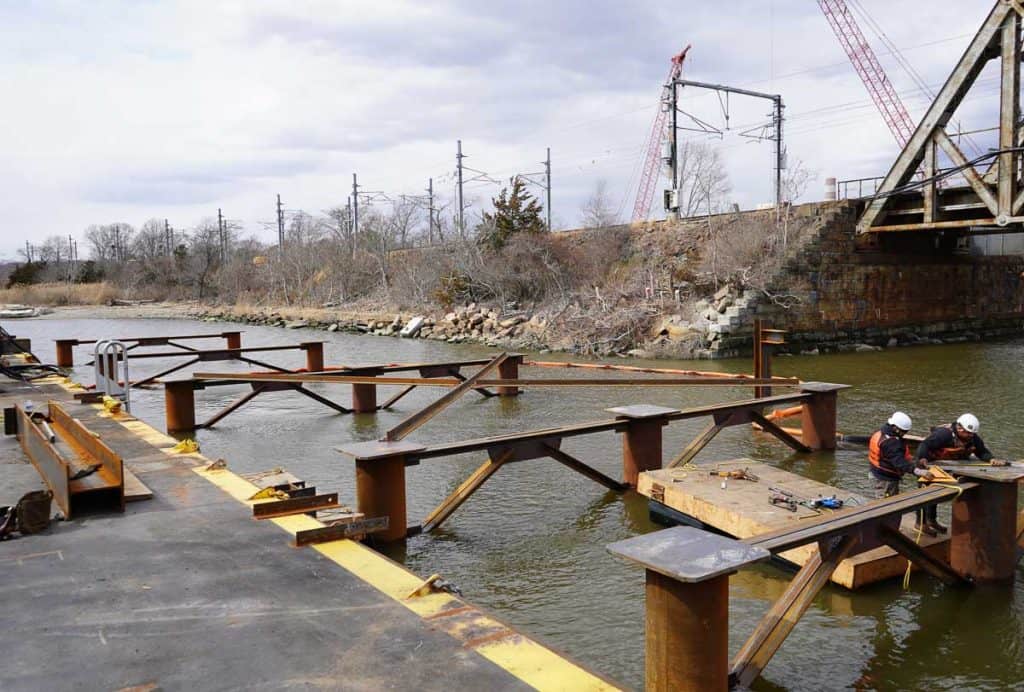 Marine work platforms on the Connecticut River